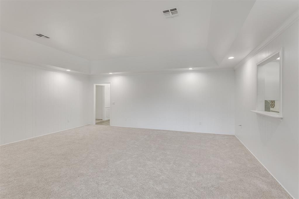 13400 Apple Valley Drive Property Photo 14