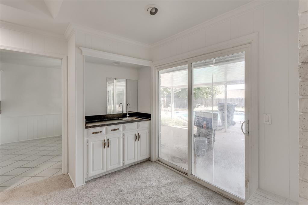 13400 Apple Valley Drive Property Photo 16