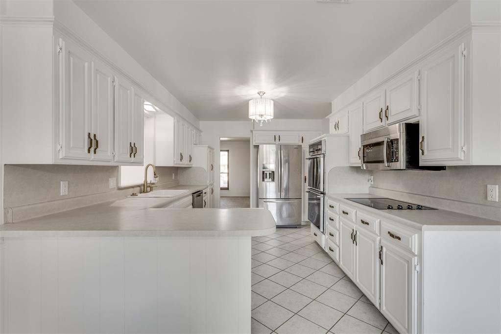 13400 Apple Valley Drive Property Photo 19