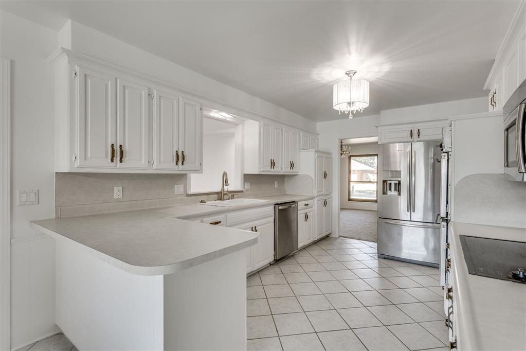13400 Apple Valley Drive Property Photo 20