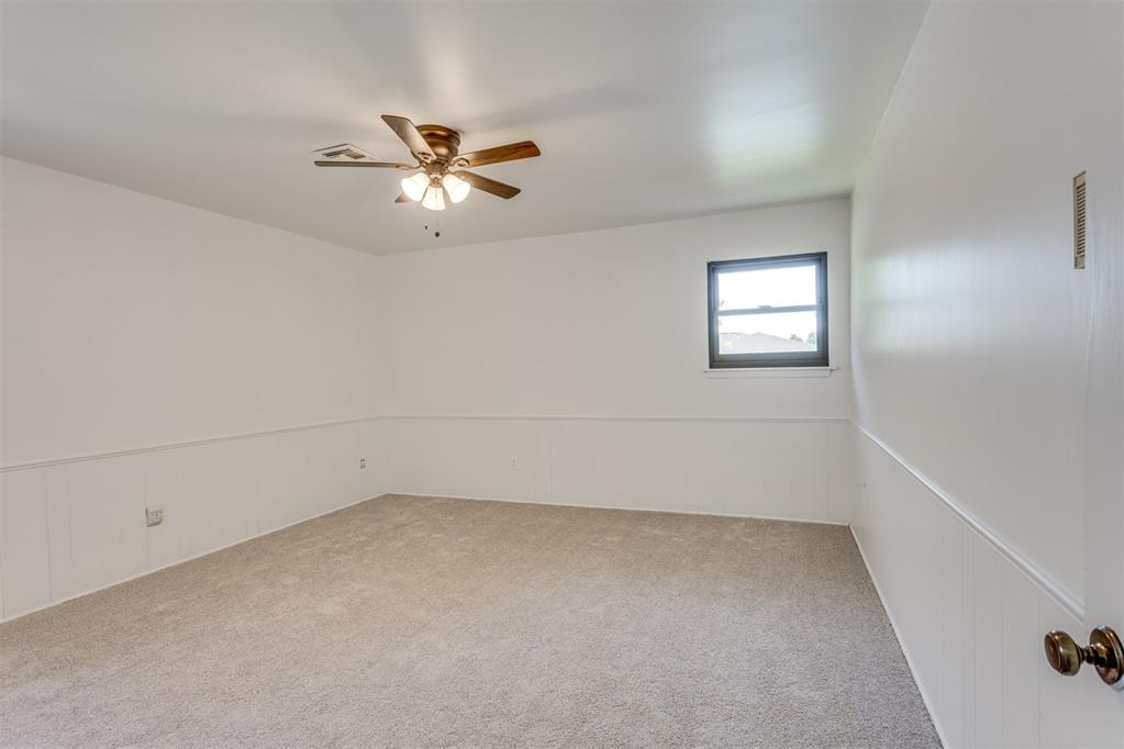 13400 Apple Valley Drive Property Photo 29