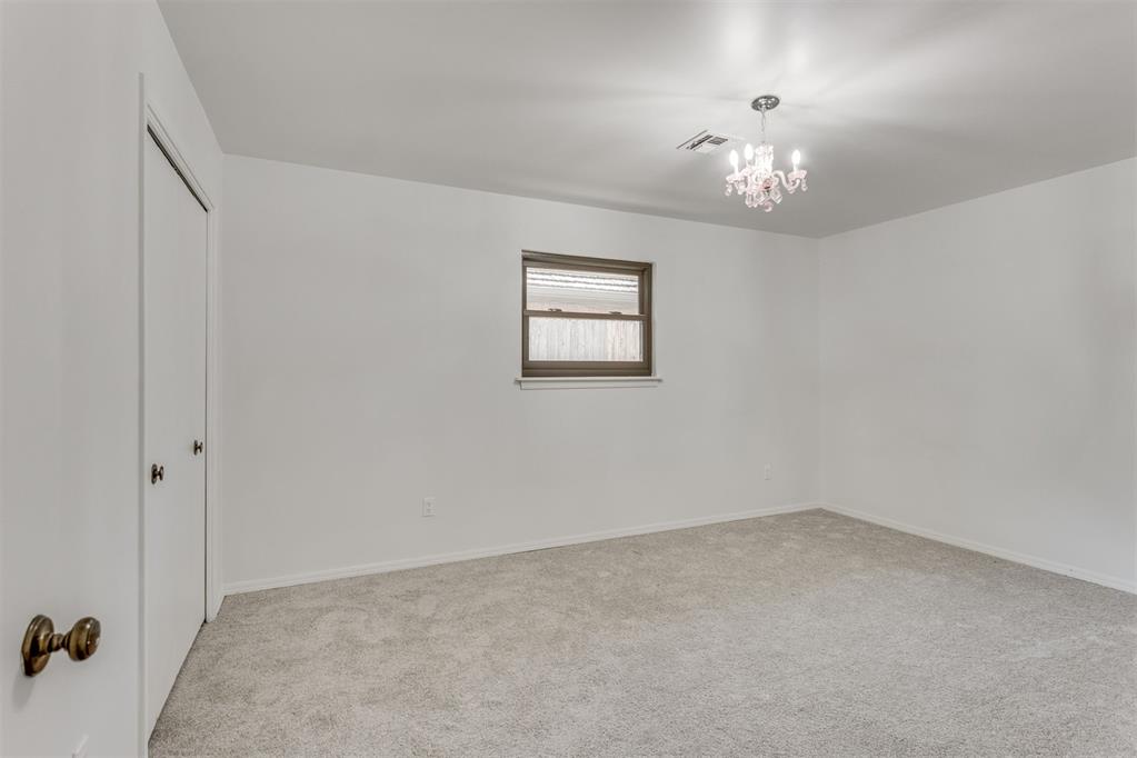 13400 Apple Valley Drive Property Photo 38