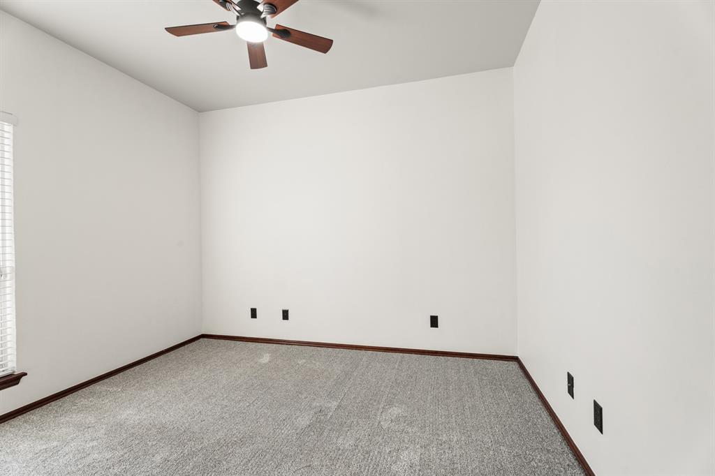 10925 Nw 118th Street Property Photo 23
