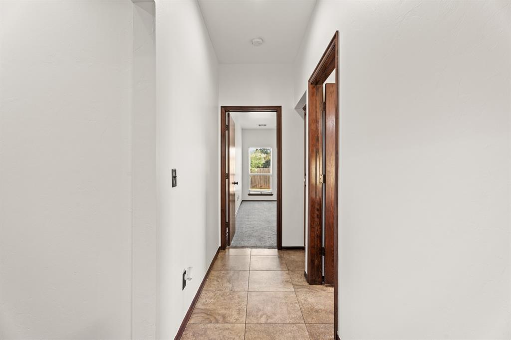 10925 Nw 118th Street Property Photo 27