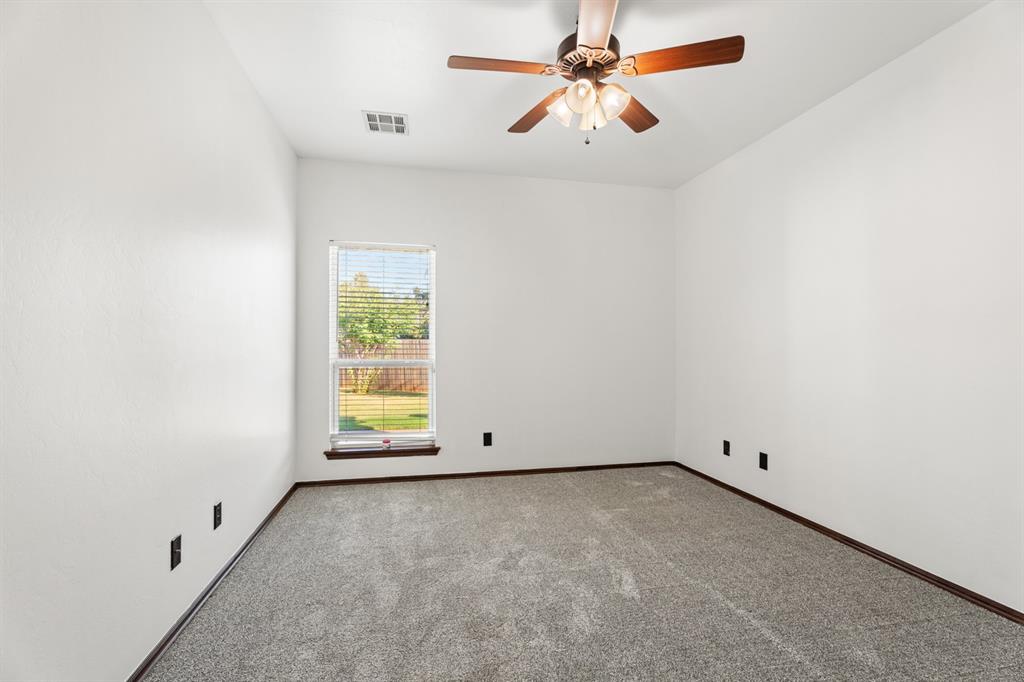 10925 Nw 118th Street Property Photo 29
