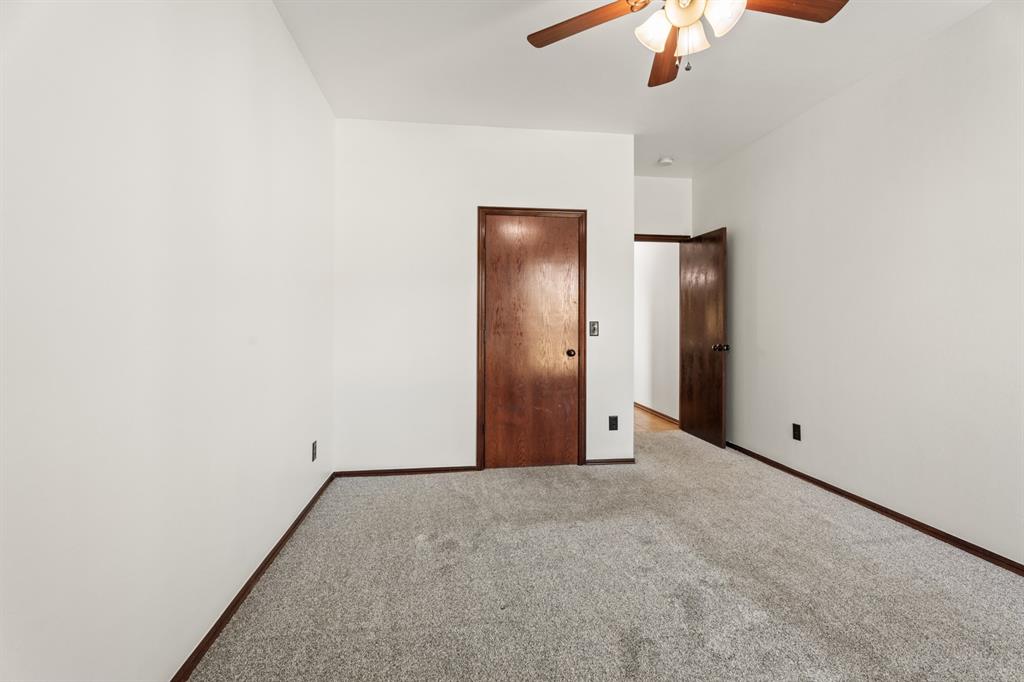 10925 Nw 118th Street Property Photo 31