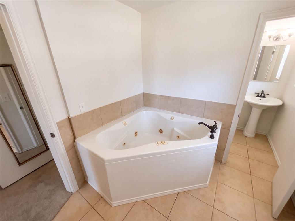 5320 Beverly Drive Property Photo 10