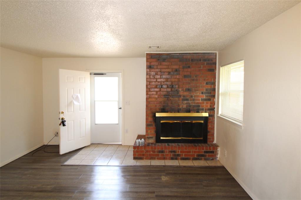 122 Ne 12th Street Property Photo 6