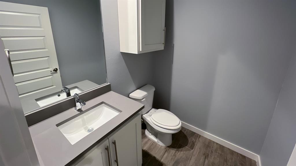 17640 Natalie Court Property Photo 4