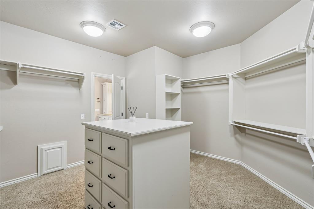 2712 Belmont Drive Property Photo 11