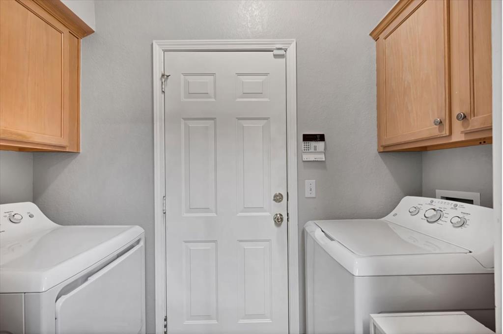 330 Woodcreek Road Property Photo 18