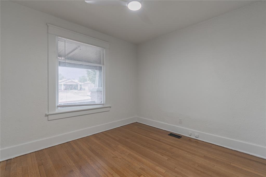 605 Sw 26th Street Property Photo 16