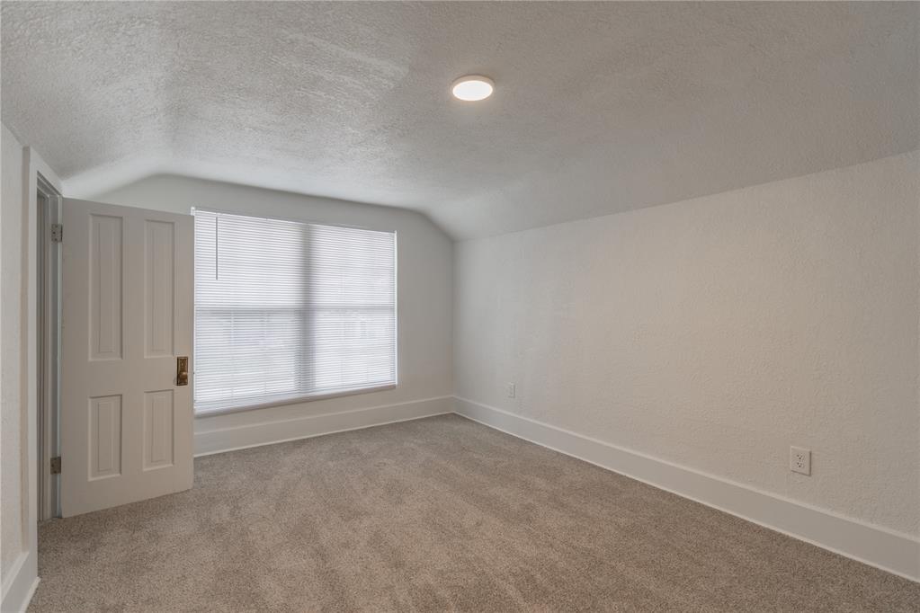 605 Sw 26th Street Property Photo 24