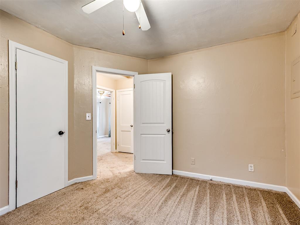 211 W Dale Street Property Photo 21