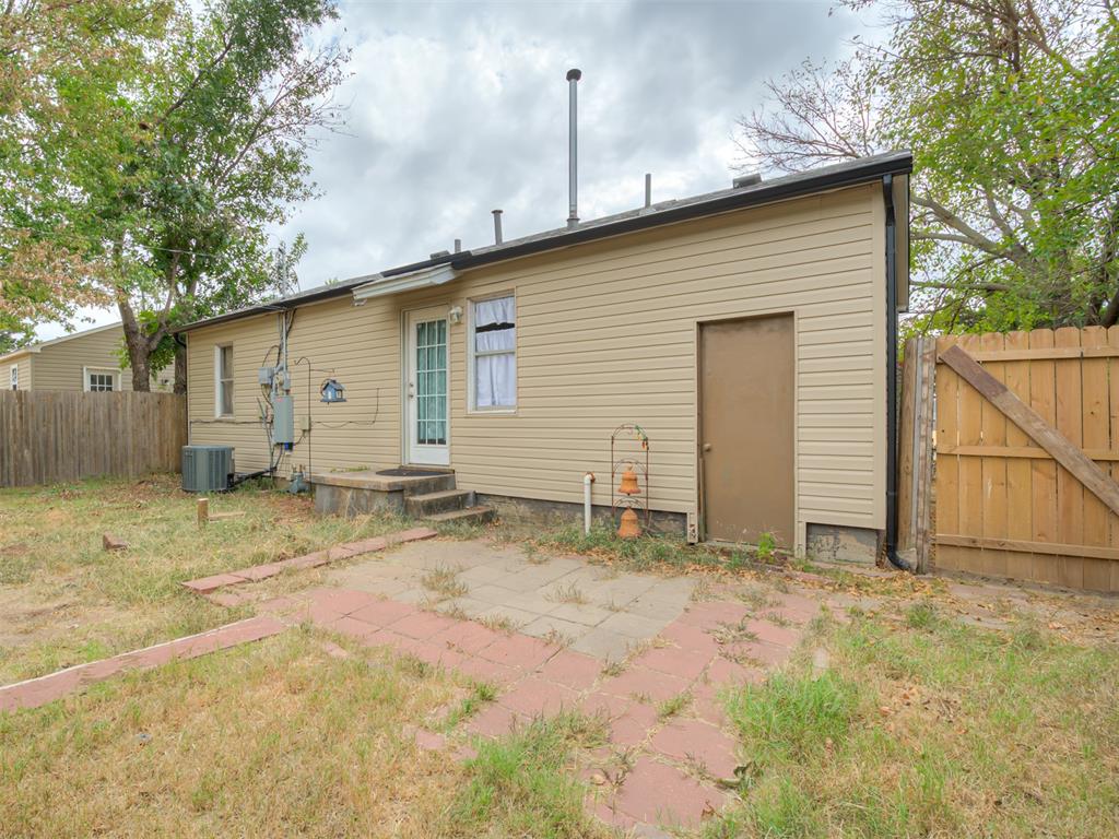 211 W Dale Street Property Photo 30