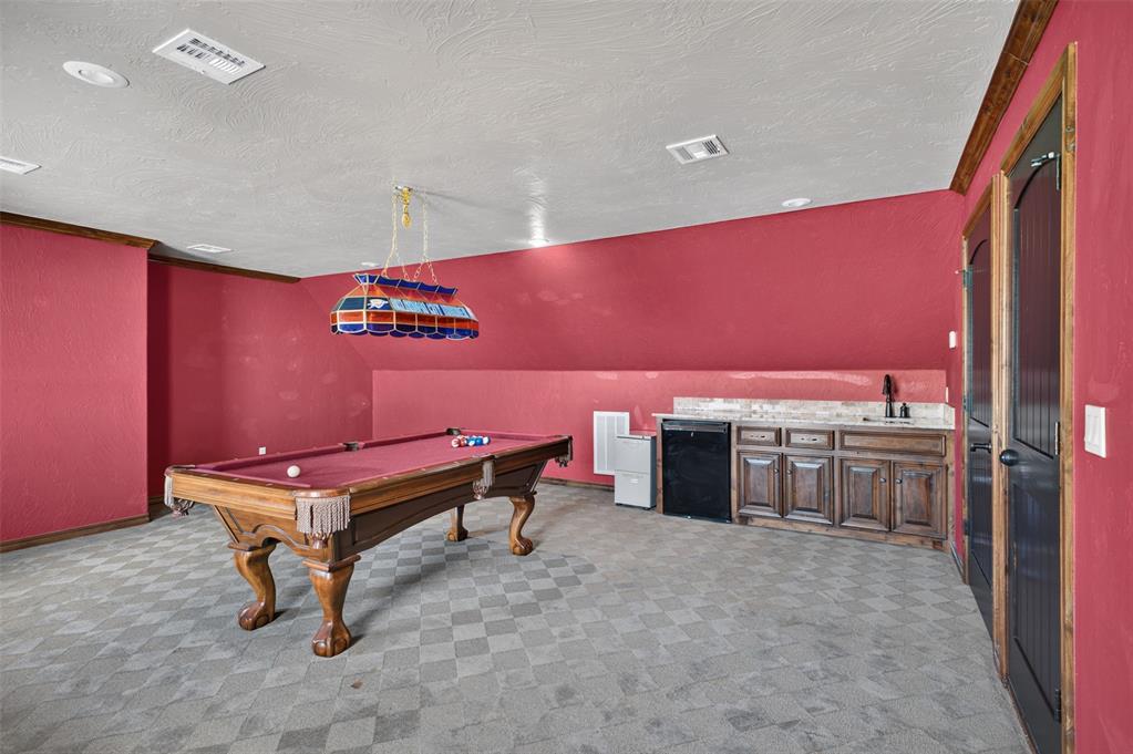 608 Edgewood Rd. Street Property Photo 45