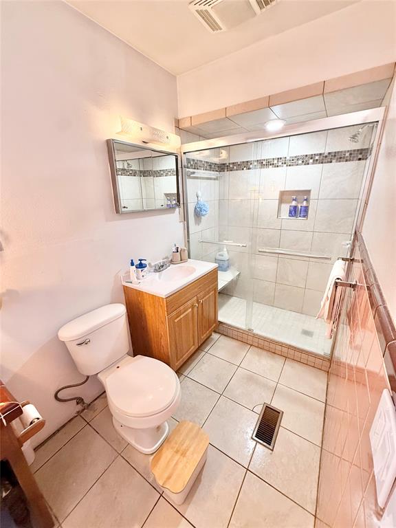 401 Lakeside Drive Property Photo 23