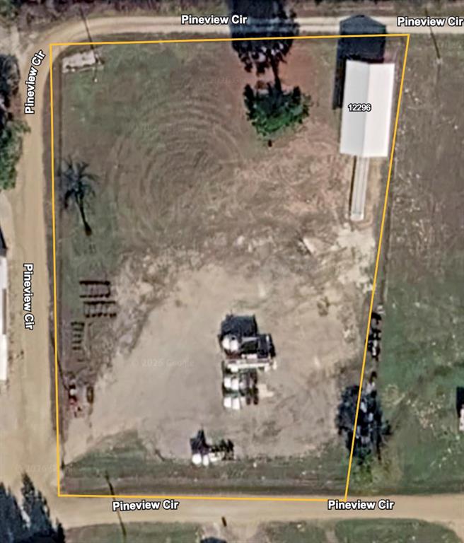 12296 Pineview Circle Property Photo 1