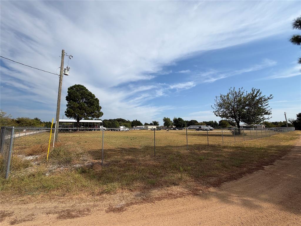 12296 Pineview Circle Property Photo 8