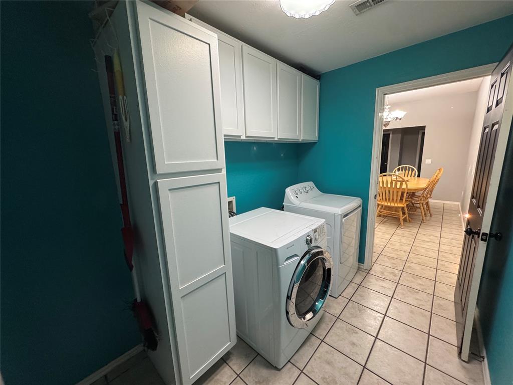 11009 Sw 8th Street Property Photo 5