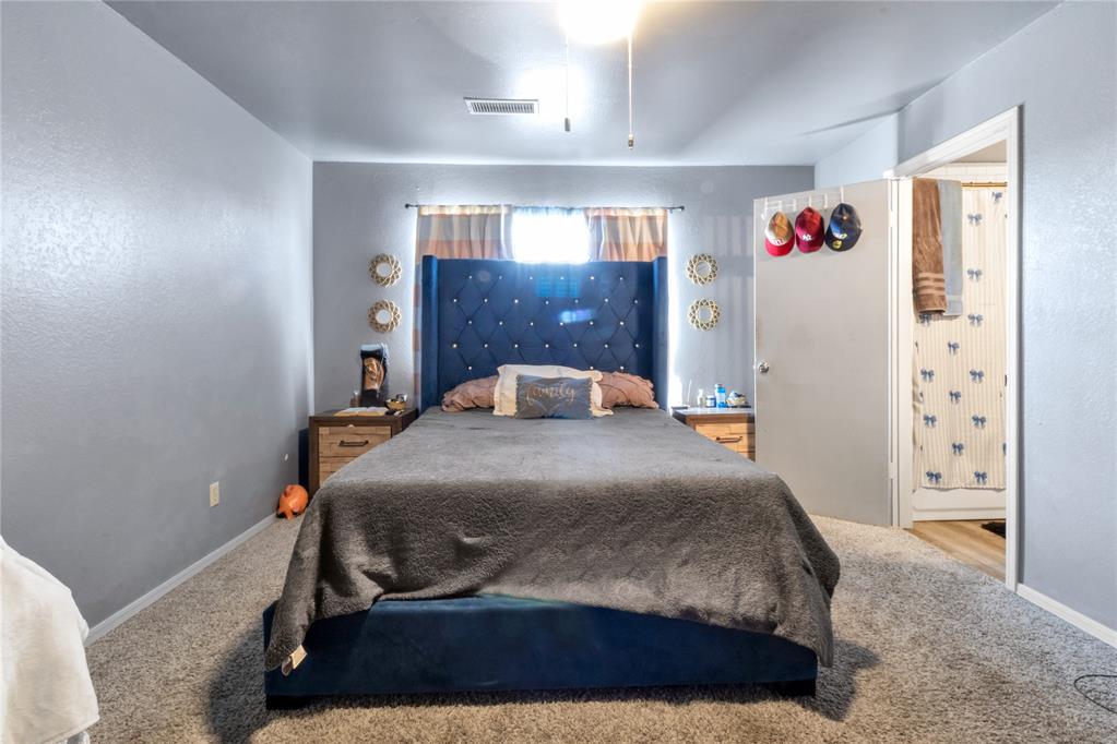 812 Two Forty Place Property Photo 13