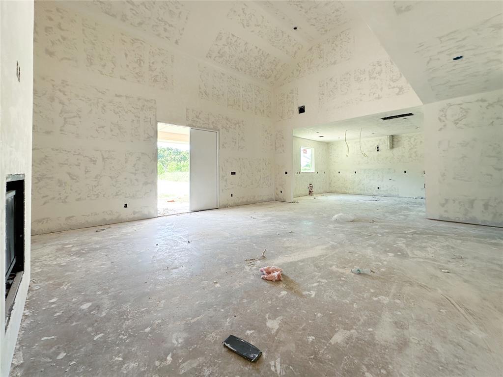 8371 Autumn Blaze Drive Property Photo 8