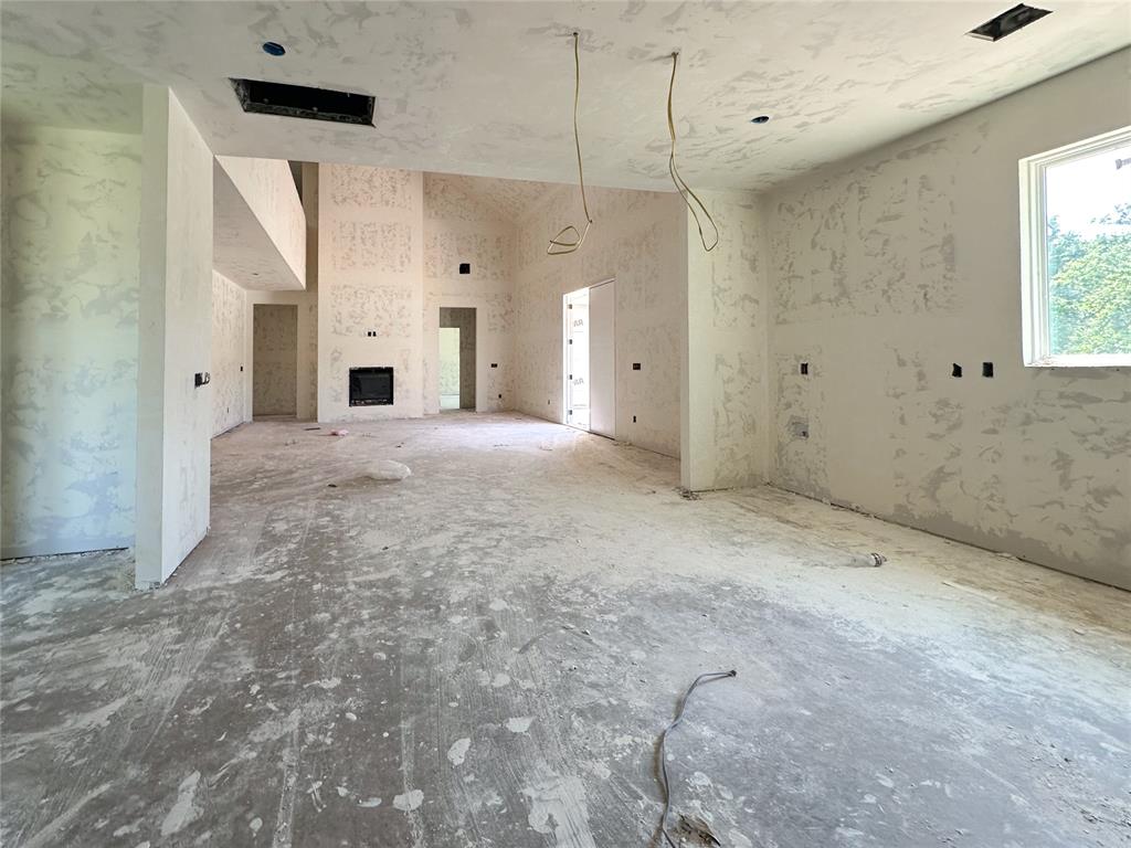 8371 Autumn Blaze Drive Property Photo 10