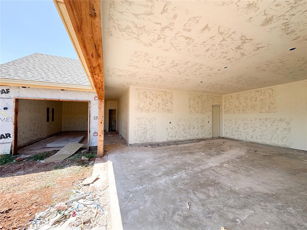 8371 Autumn Blaze Drive Property Photo 12
