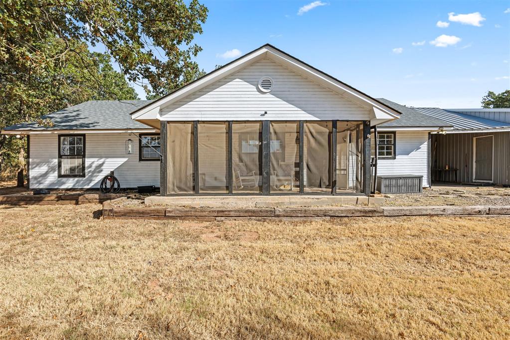 21201 Montgomery Drive Property Photo 3