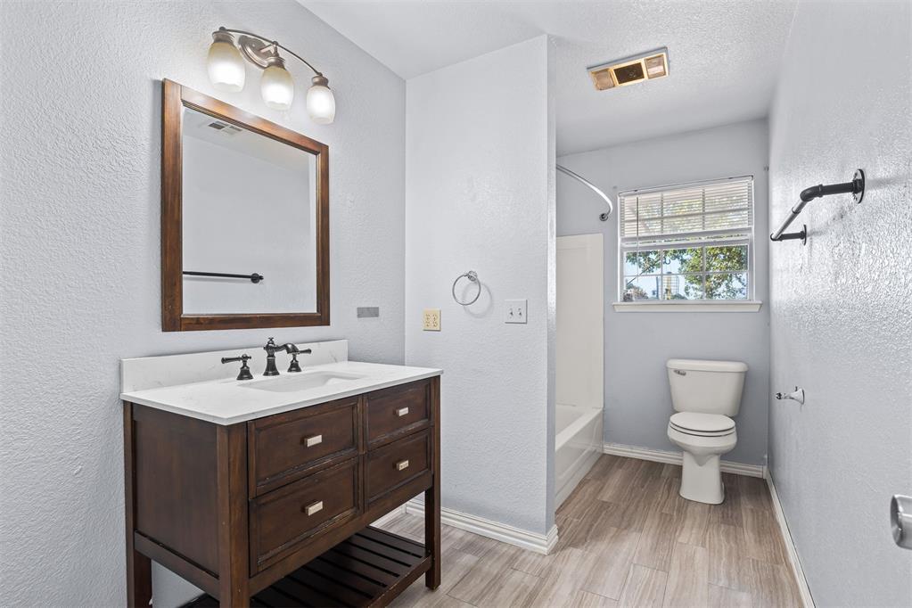 21201 Montgomery Drive Property Photo 20