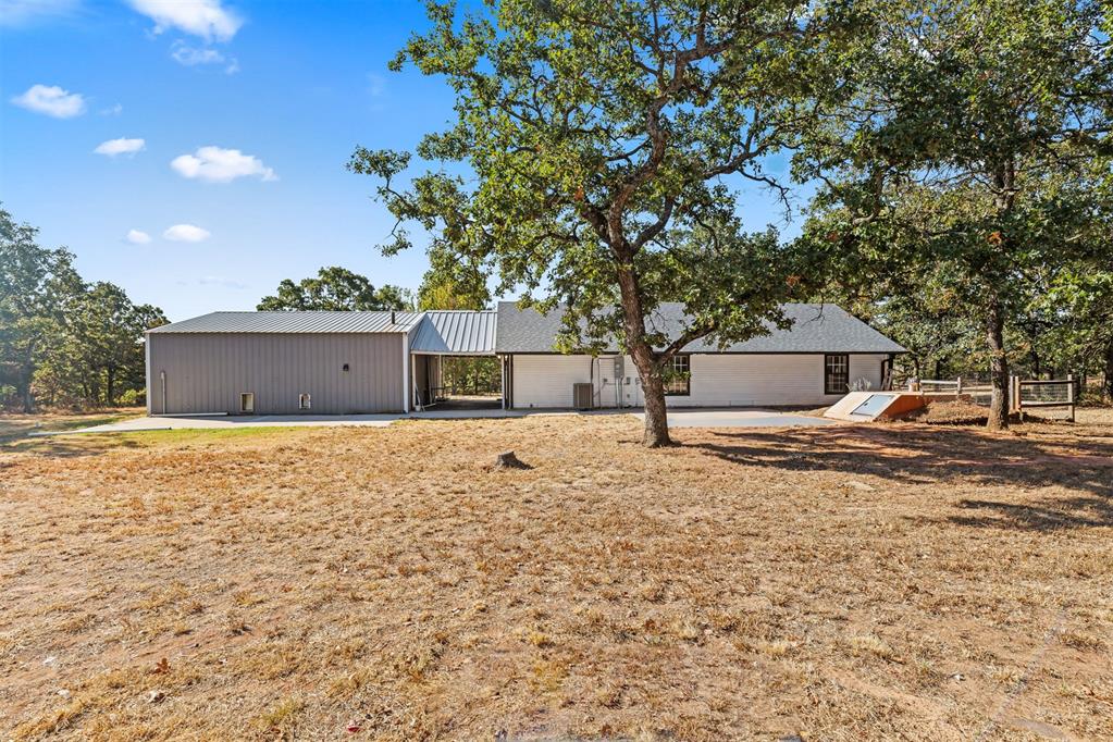 21201 Montgomery Drive Property Photo 21