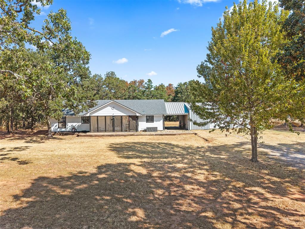 21201 Montgomery Drive Property Photo 27