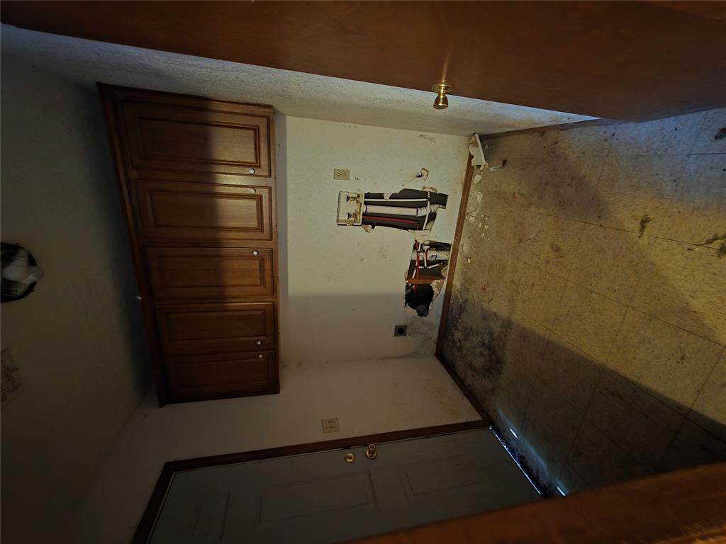 304 Hal Drive Property Photo 7