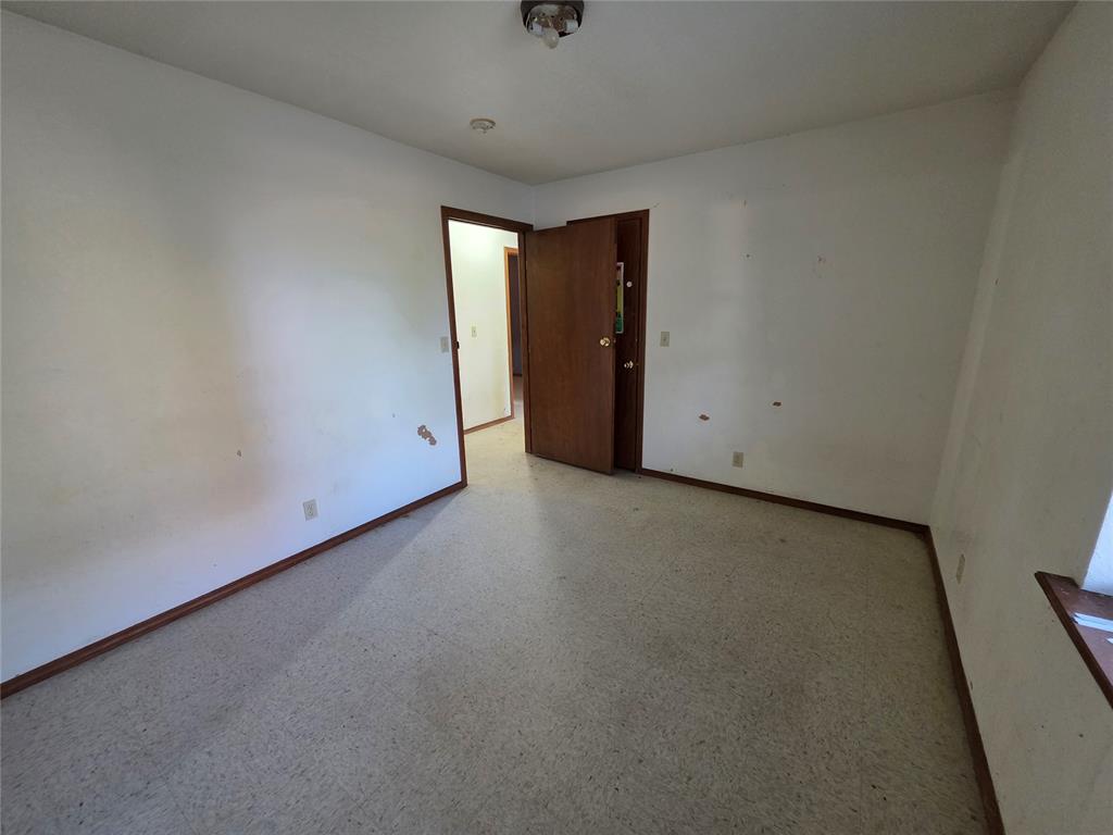 304 Hal Drive Property Photo 11