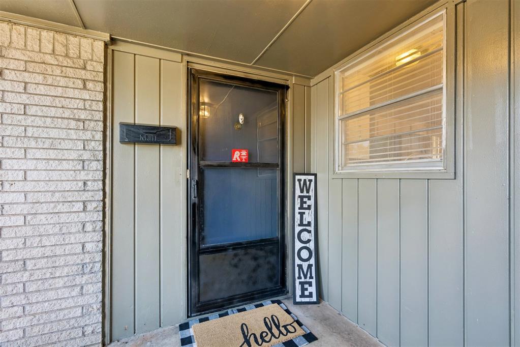 8308 Nw 39th Street Property Photo 3