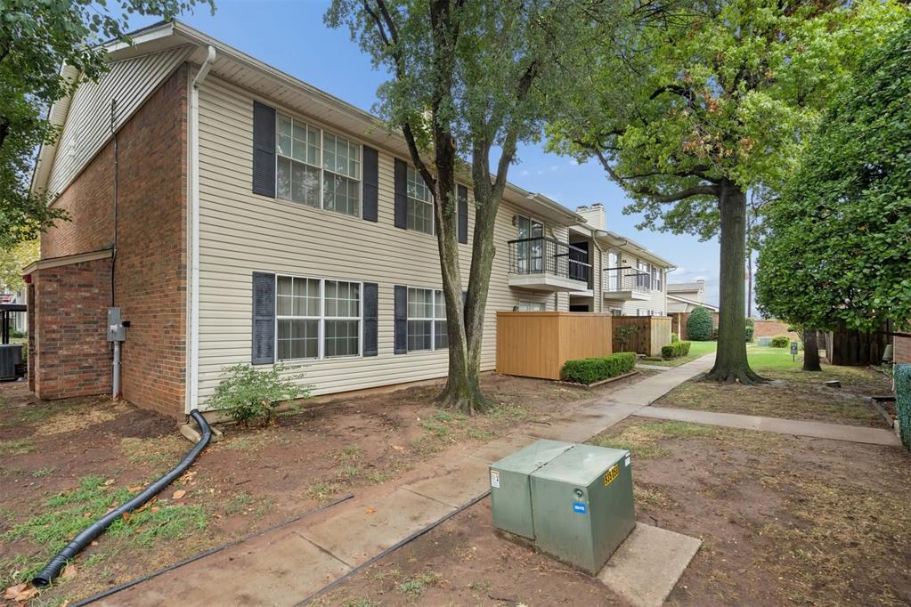 3200 W Britton Road 208 Property Photo 2