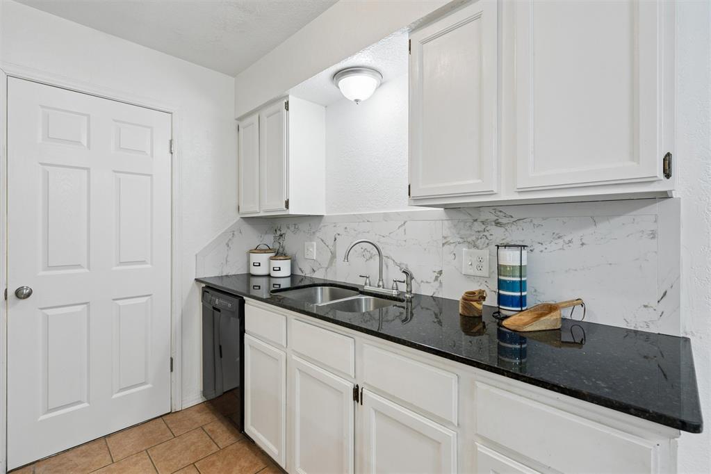 3200 W Britton Road 208 Property Photo 14