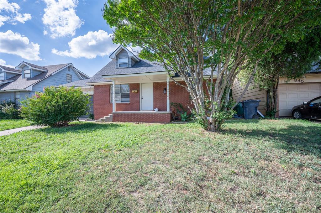 841 Se 67th Street Property Photo 2
