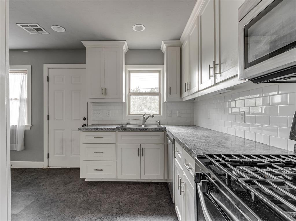 1417 Laverne Avenue Property Photo 6
