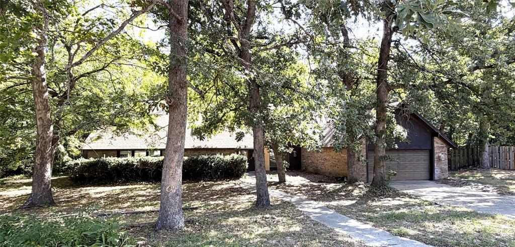 1104 Reid Circle Property Photo 1