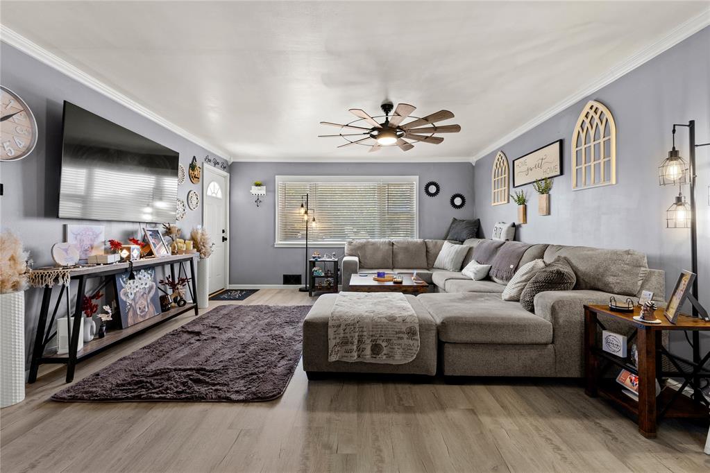 308 Williams Street Property Photo 2