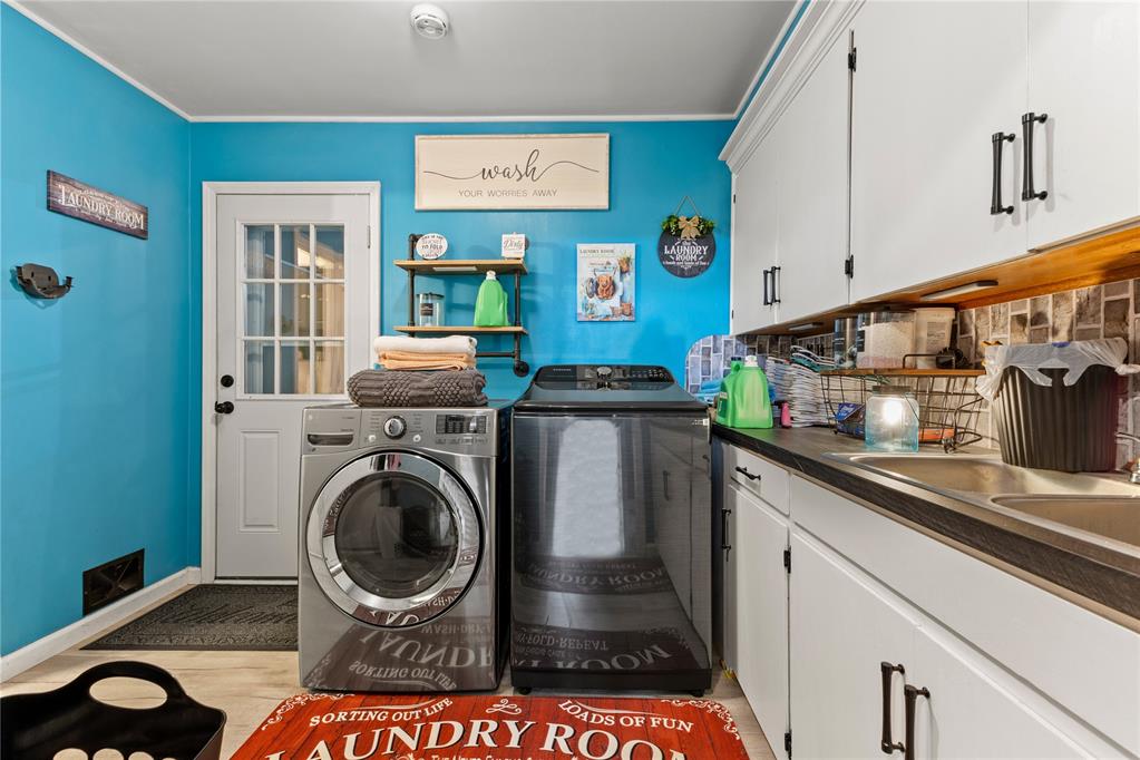 308 Williams Street Property Photo 11