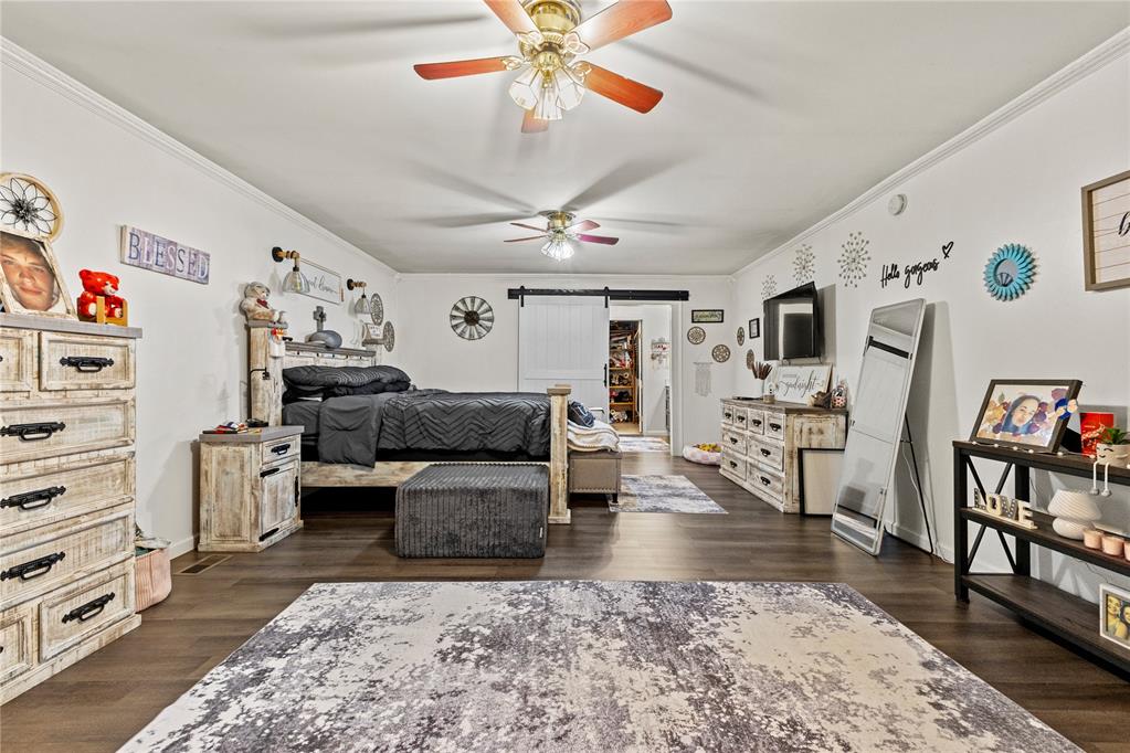 308 Williams Street Property Photo 14
