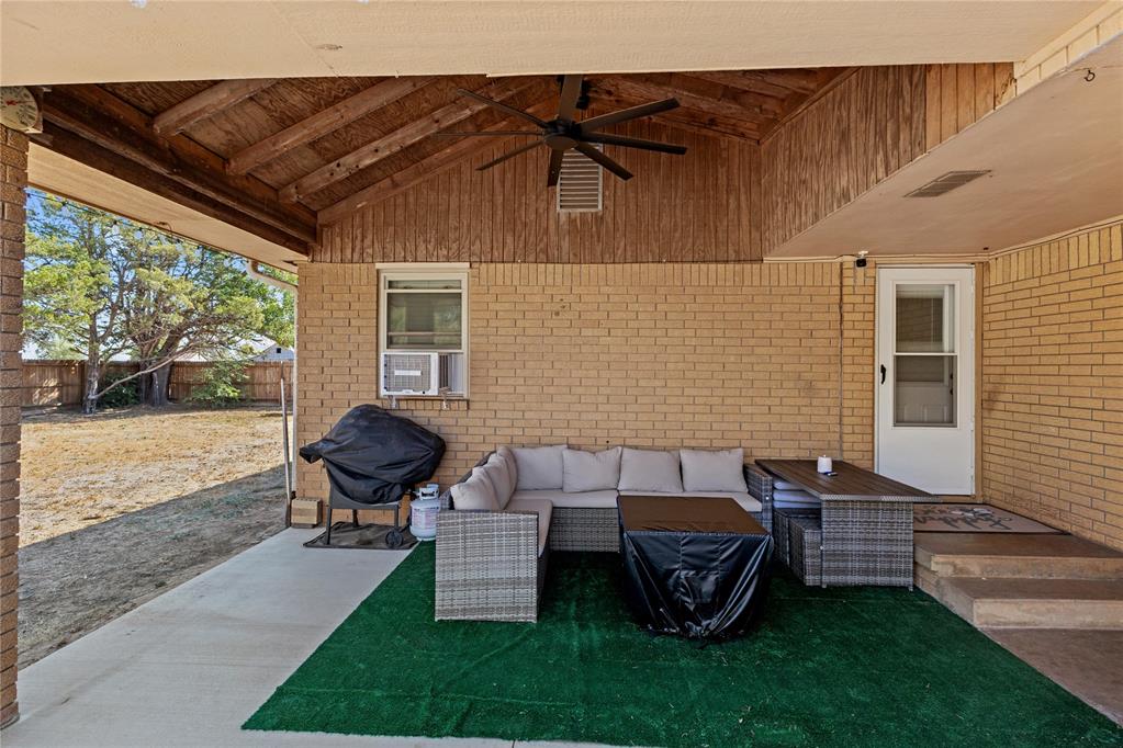 308 Williams Street Property Photo 24