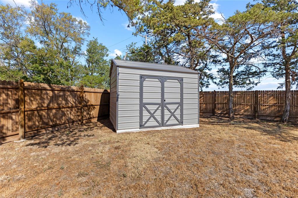 308 Williams Street Property Photo 26