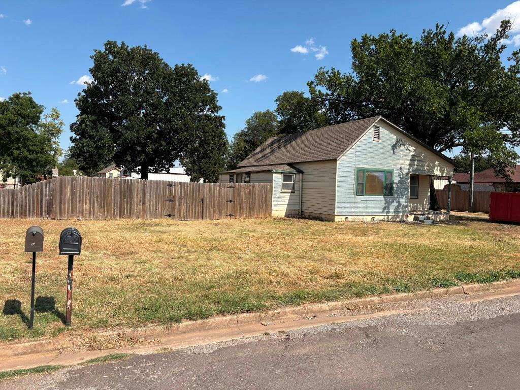 114 N 5th Street Property Photo 16
