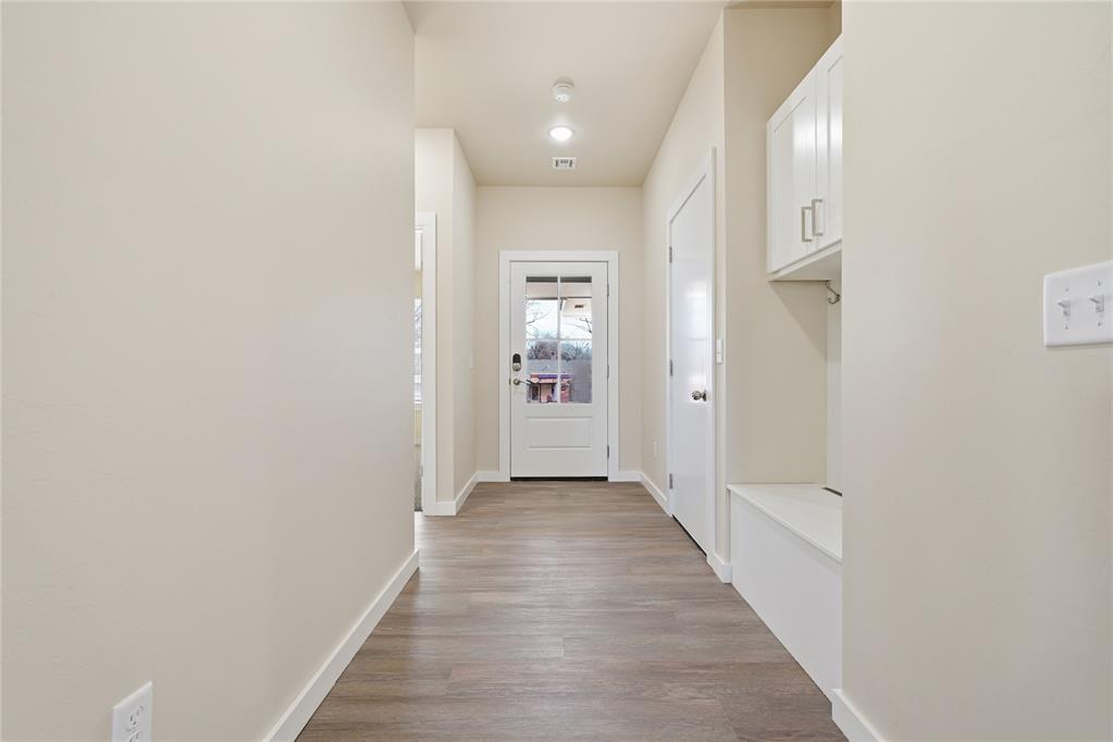 3483 Elizabeth Street Property Photo 3