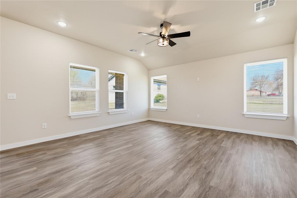 3483 Elizabeth Street Property Photo 13