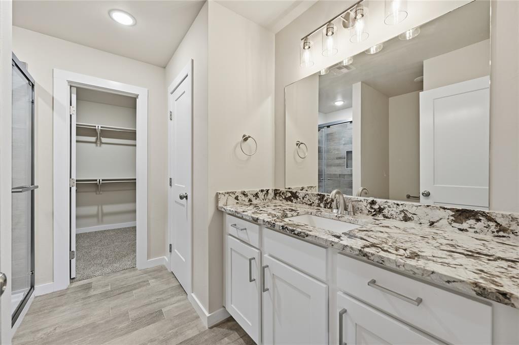 3483 Elizabeth Street Property Photo 18