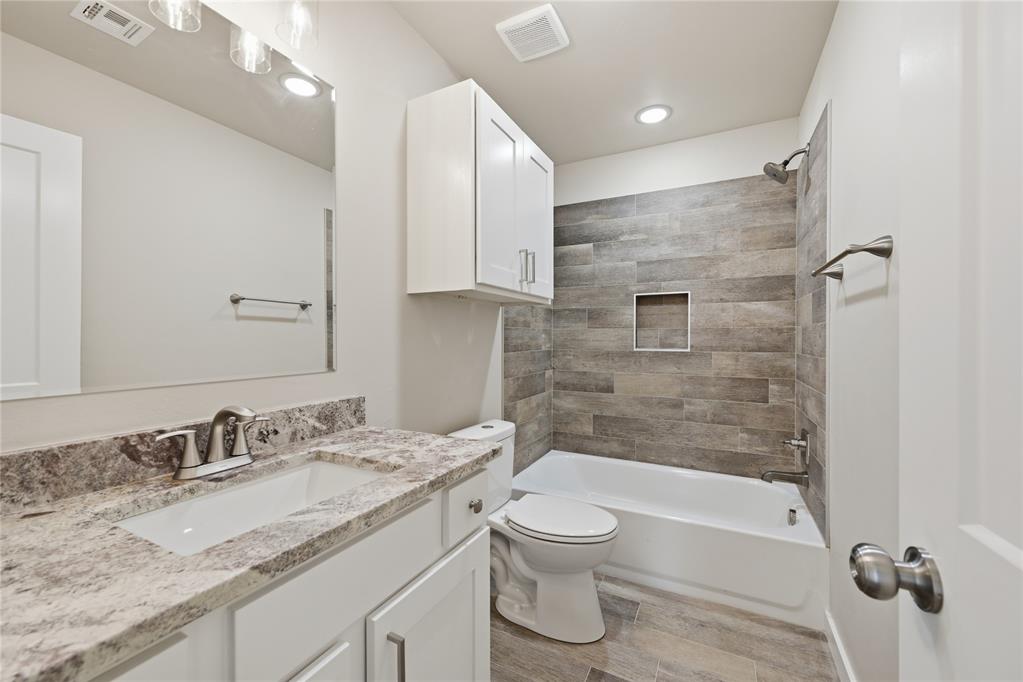 3483 Elizabeth Street Property Photo 24